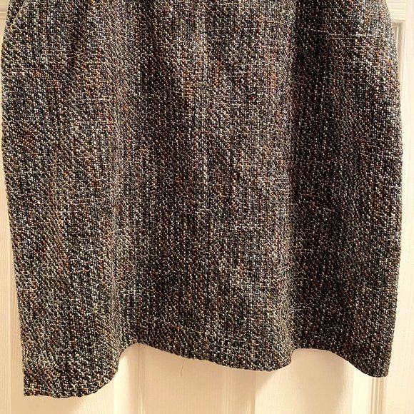 Ann Taylor Tweed Pencil Skirt with Green and Orange Threads - Picture 2 of 3
